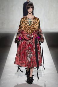 Look 3