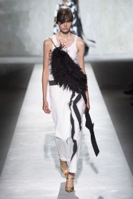 Look 10