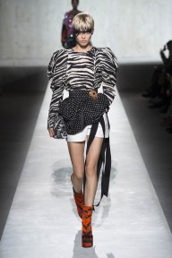 Look 14