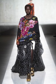 Look 15