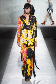 Look 17