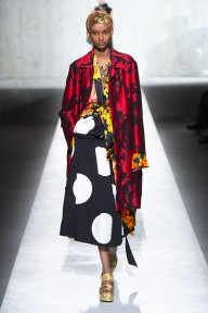 Look 25