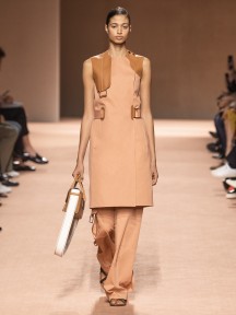 Look 12
