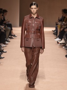 Look 24
