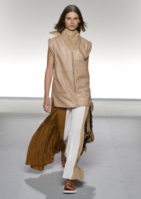 Look 18
