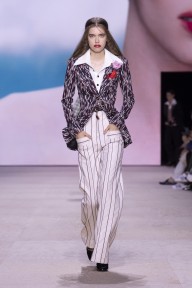 Look 3