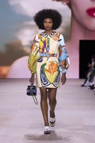 Look 14