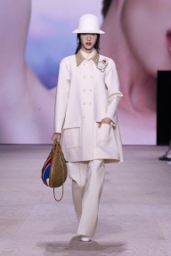 Look 27