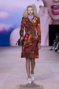 Look 28