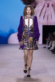 Look 30