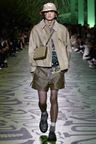 Look 17