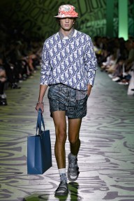Look 18