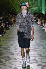 Look 38