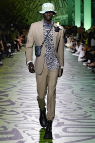 Look 44