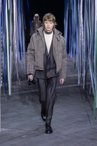 Look 19