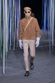 Look 28