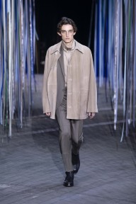Look 30