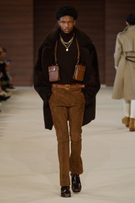 Look 3
