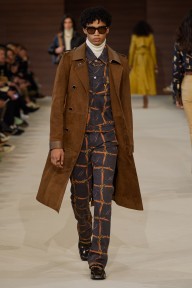 Look 17