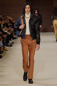Look 18