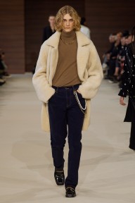 Look 34