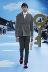 Look 19