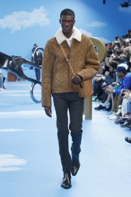 Look 28