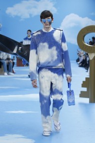 Look 50
