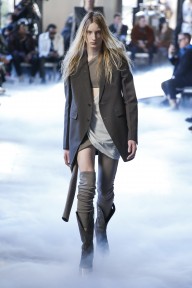 Look 34