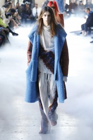 Look 12