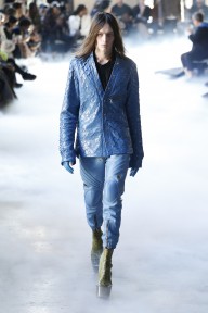 Look 10