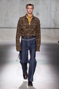 Look 48