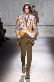 Look 44