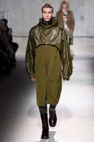 Look 32