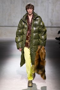 Look 30
