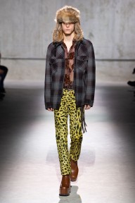 Look 27