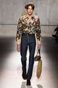 Look 15