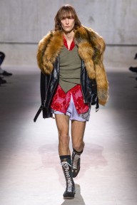 Look 4