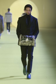 Look 15