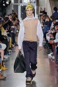Look 29