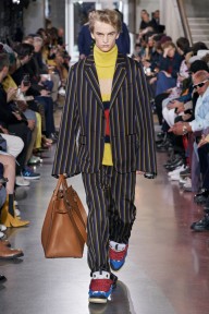 Look 30