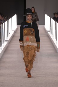 Look 8
