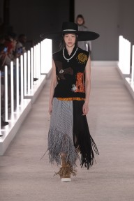 Look 37