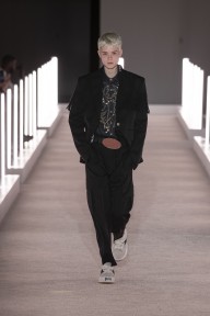 Look 50