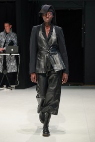 Look 3