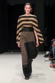 Look 10