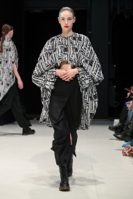 Look 25