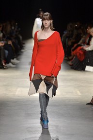 Look 10
