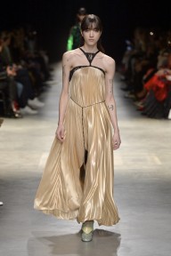 Look 15