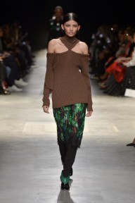 Look 18